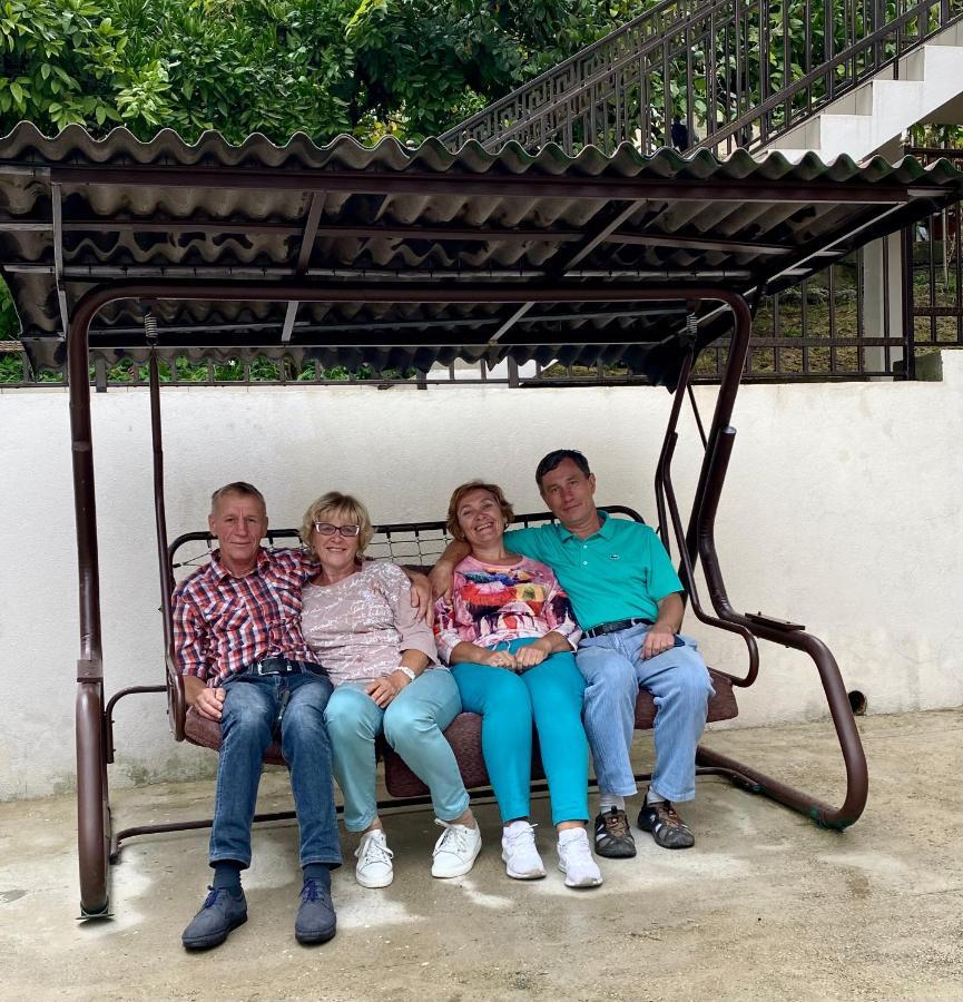 Guest House Bagrat New Athos Екстериор снимка