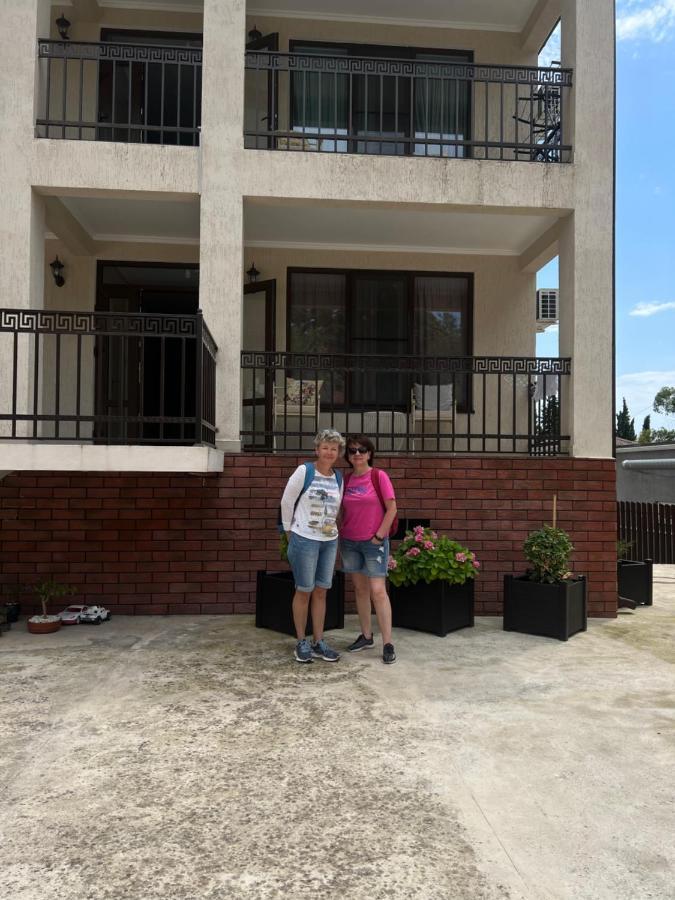 Guest House Bagrat New Athos Екстериор снимка