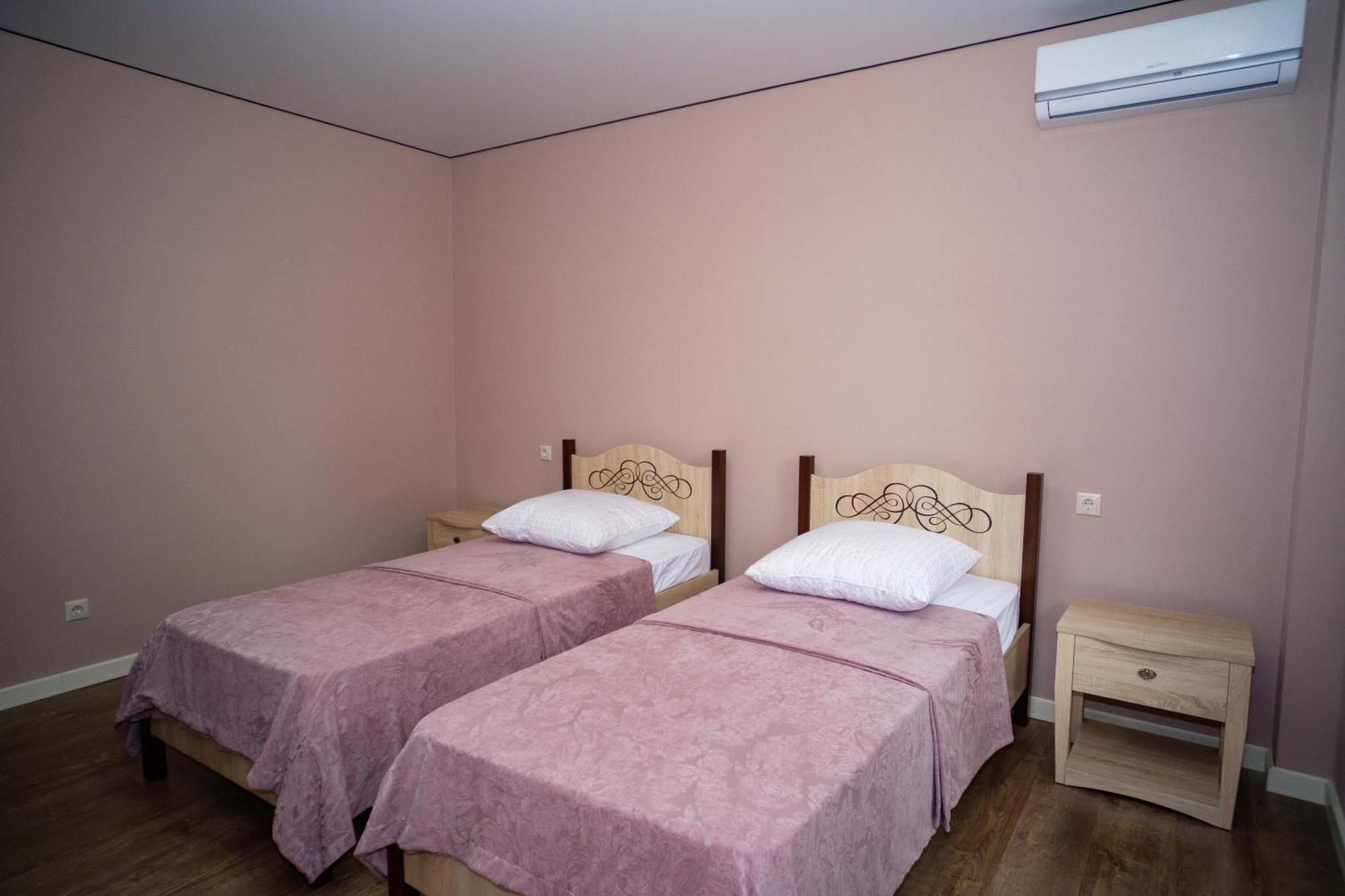 Guest House Bagrat New Athos Екстериор снимка
